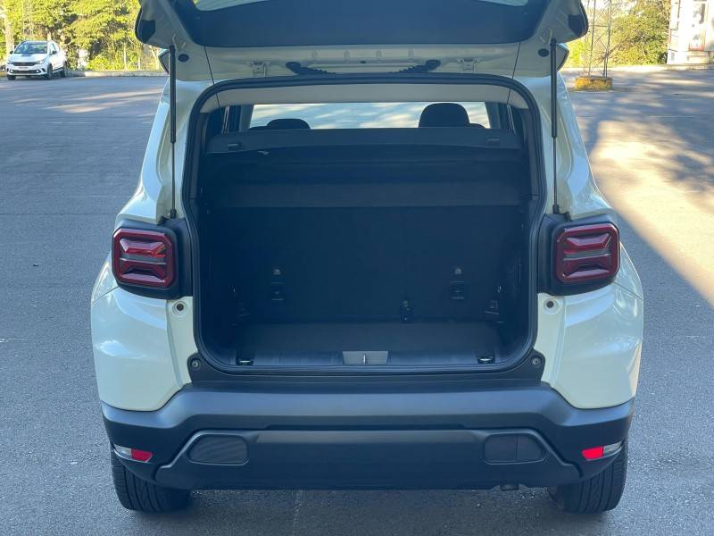 JEEP - RENEGADE - 2023/2023 - Branca - R$ 96.900,00