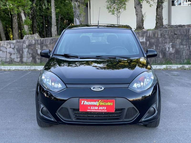 FORD - FIESTA - 2014/2014 - Preta - R$ 33.900,00